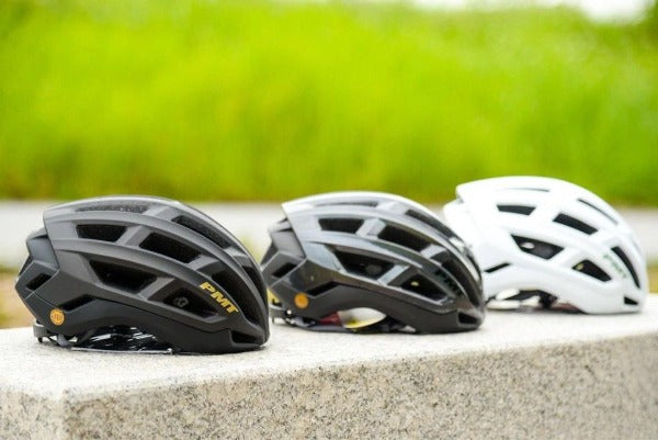 La technologie de rembourrage intérieur imprimé en 3D PMT Mips rend les casques de cyclisme extrêmement respirants