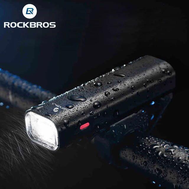 Casque Cairbull avec visière et feu arrière plus ensemble de phares de vélo Rockbros 400 lumens