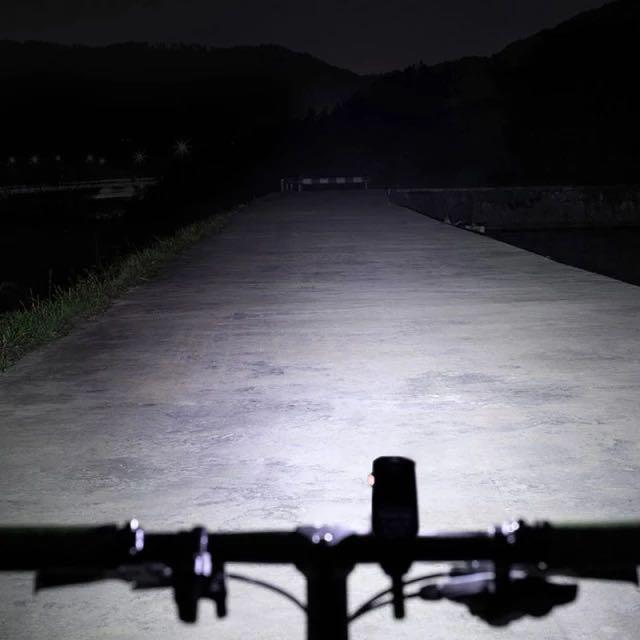 Lampe de vélo Rockbros 400 lumens rechargeable par USB